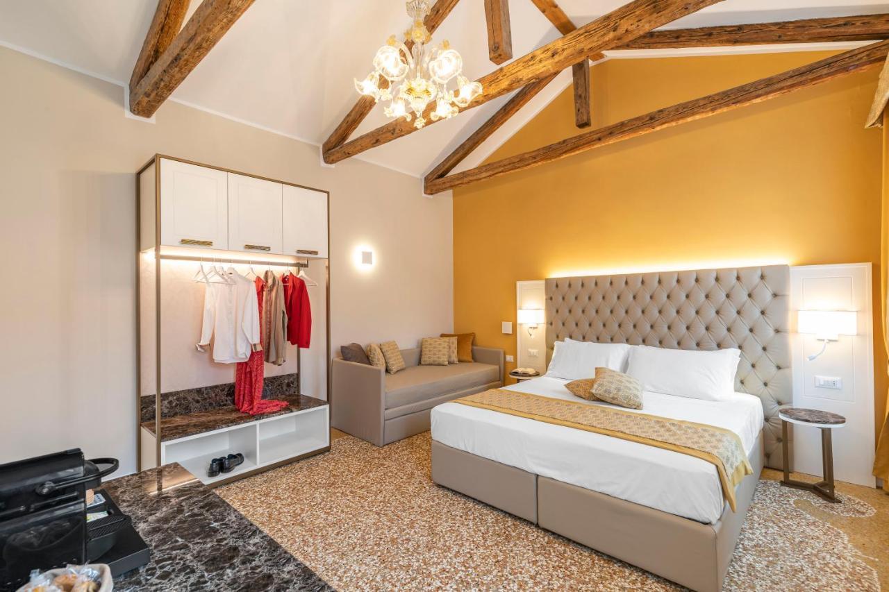 Residenza La Duchessa Deluxe Rooms البندقية المظهر الخارجي الصورة